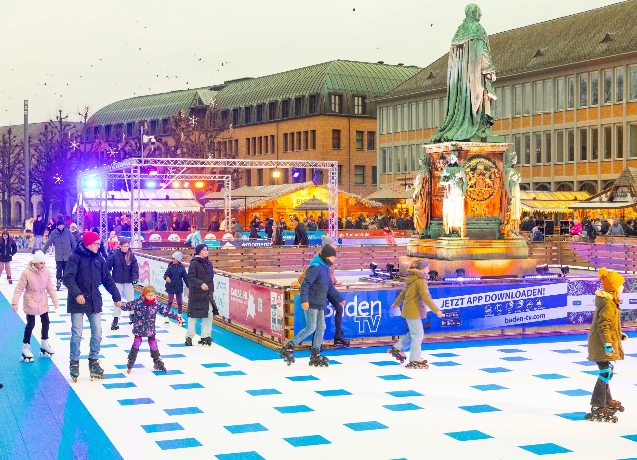 Noch bis 8. Januar: Stadtwerke Karlsruhe WINTERZEIT bietet Freiluftvergnügen auch in den Weihnachtsferien