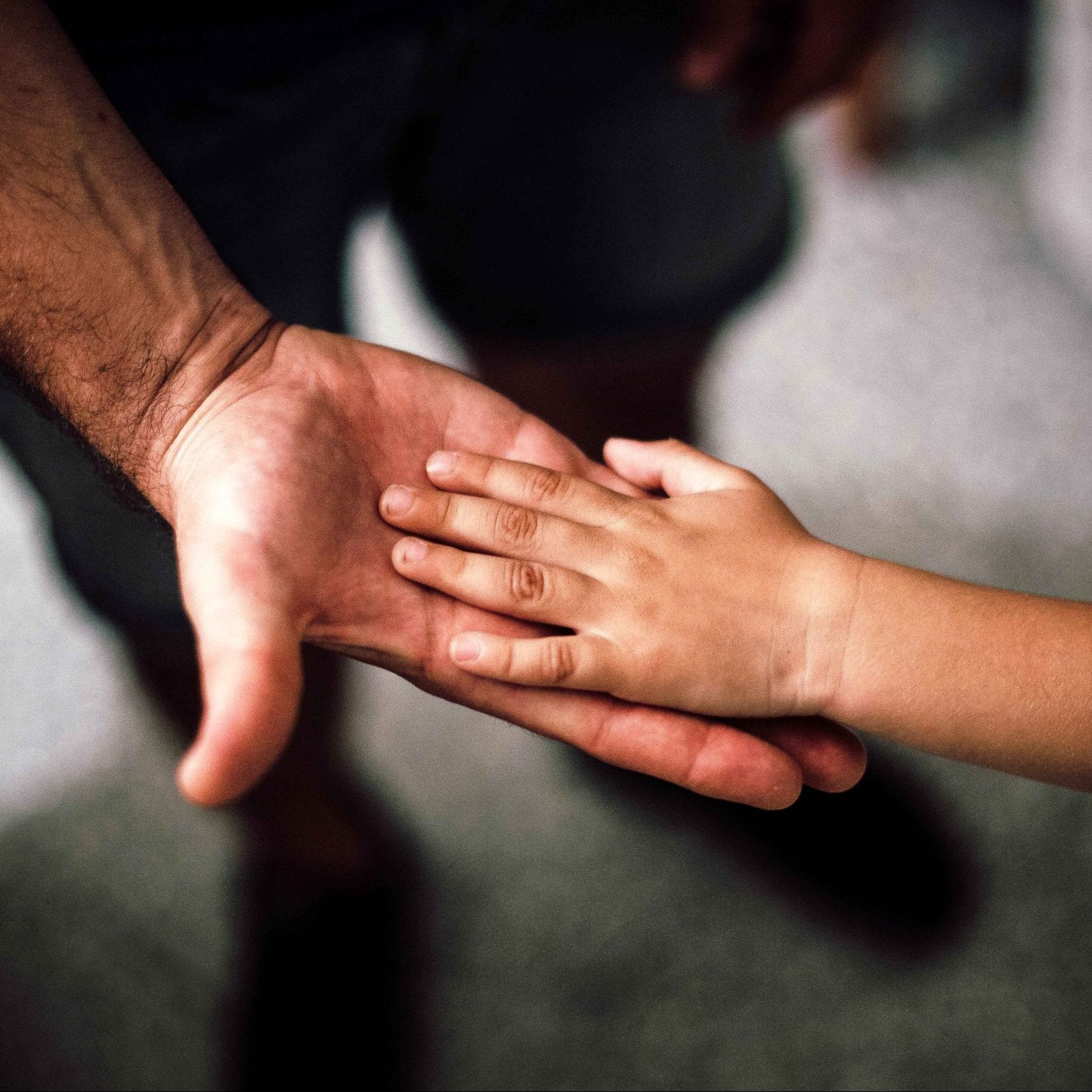 Das Landratsamt Karlsruhe sucht Gastfamilien für unbegleitete Kinder & Jugendliche aus Kriegs- und Krisengebieten